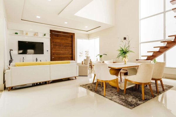 Quels matériaux privilégier pour une décoration murale intérieure antiallergique?