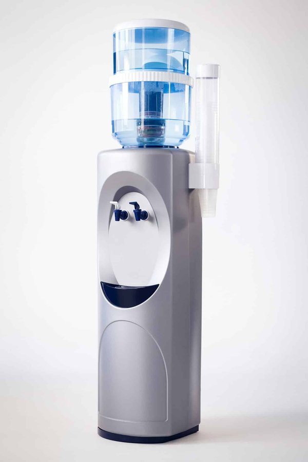 Fontaine eau gazeuse: Élégance et pureté pour entreprises